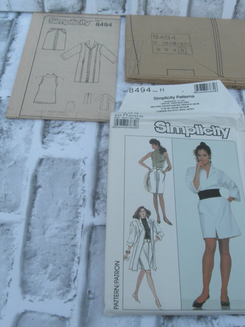 #8494, SIMPLICITY UNCUT SEWING PATTERN SKIRT COAT DRESS TOP (SZ 6-8-10) 16PCS